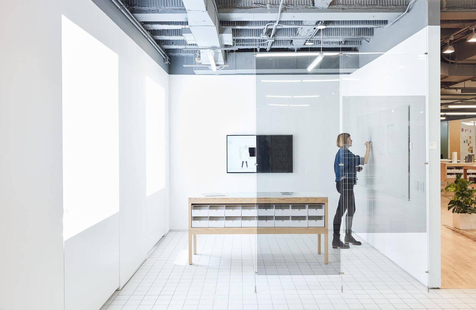 Casper Resources by Designtex