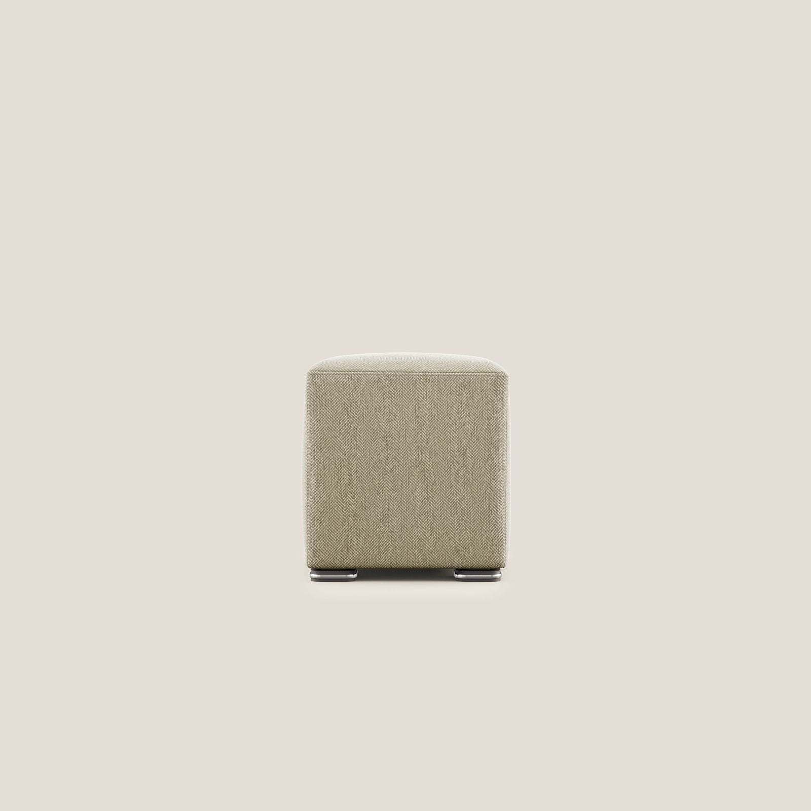 Cube pouf in fabric soft stain-resistant by Divani Store
