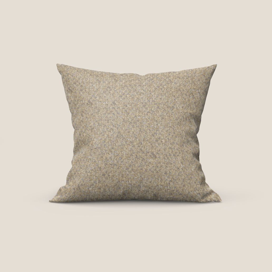 Sonic cushion available in various colours made in pregiato bouclé stain-resistant by Divani Store