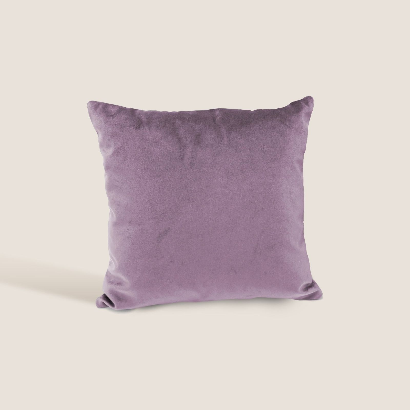 Velvet cushions quadrati available in diverse colorazioni in velvet water-repellent by Divani Store