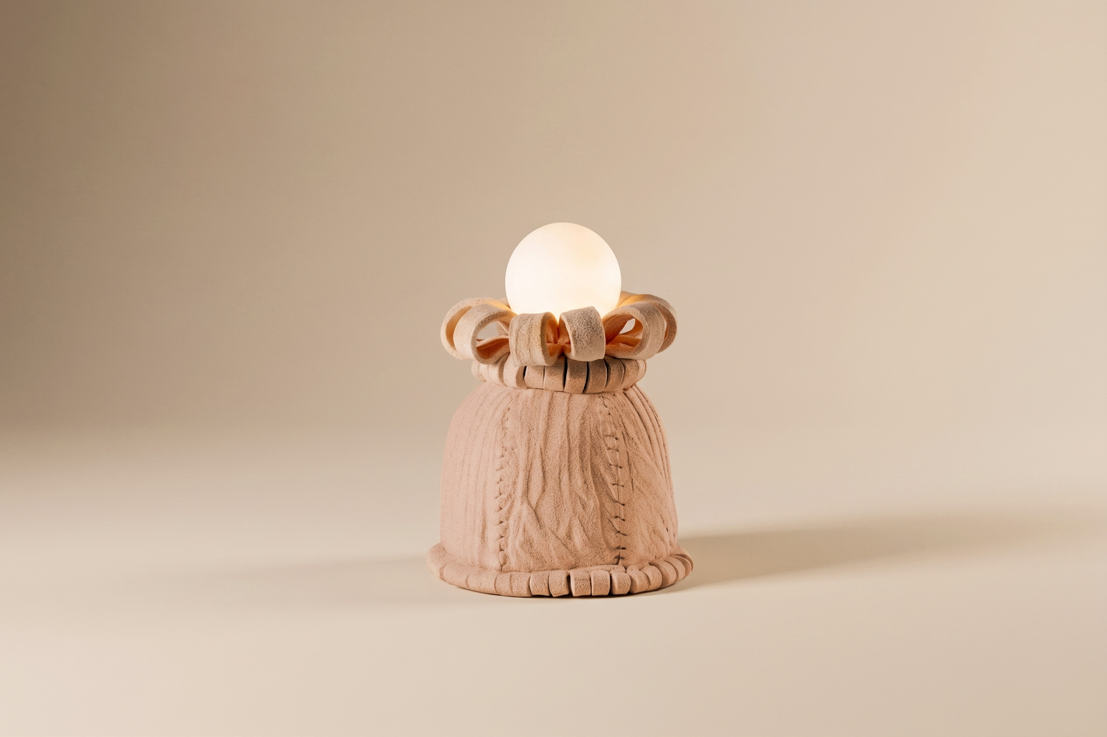 marjorelle iris lamp by DOOQ