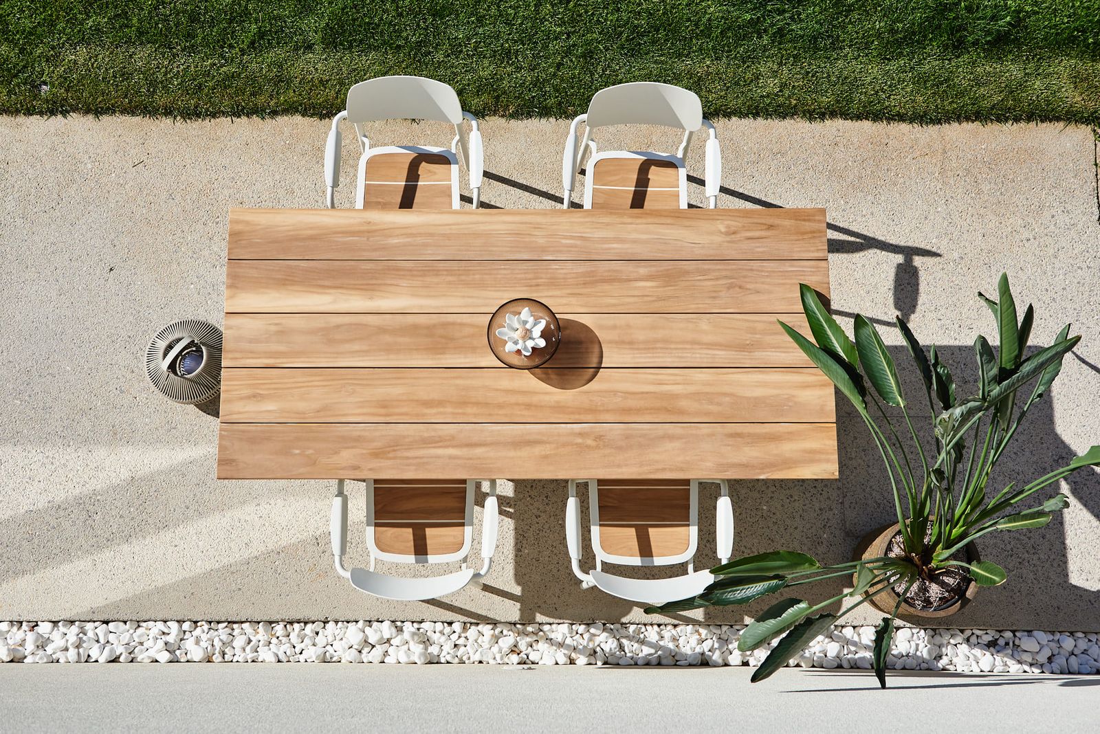 Manila Teak Table by DRIGANI