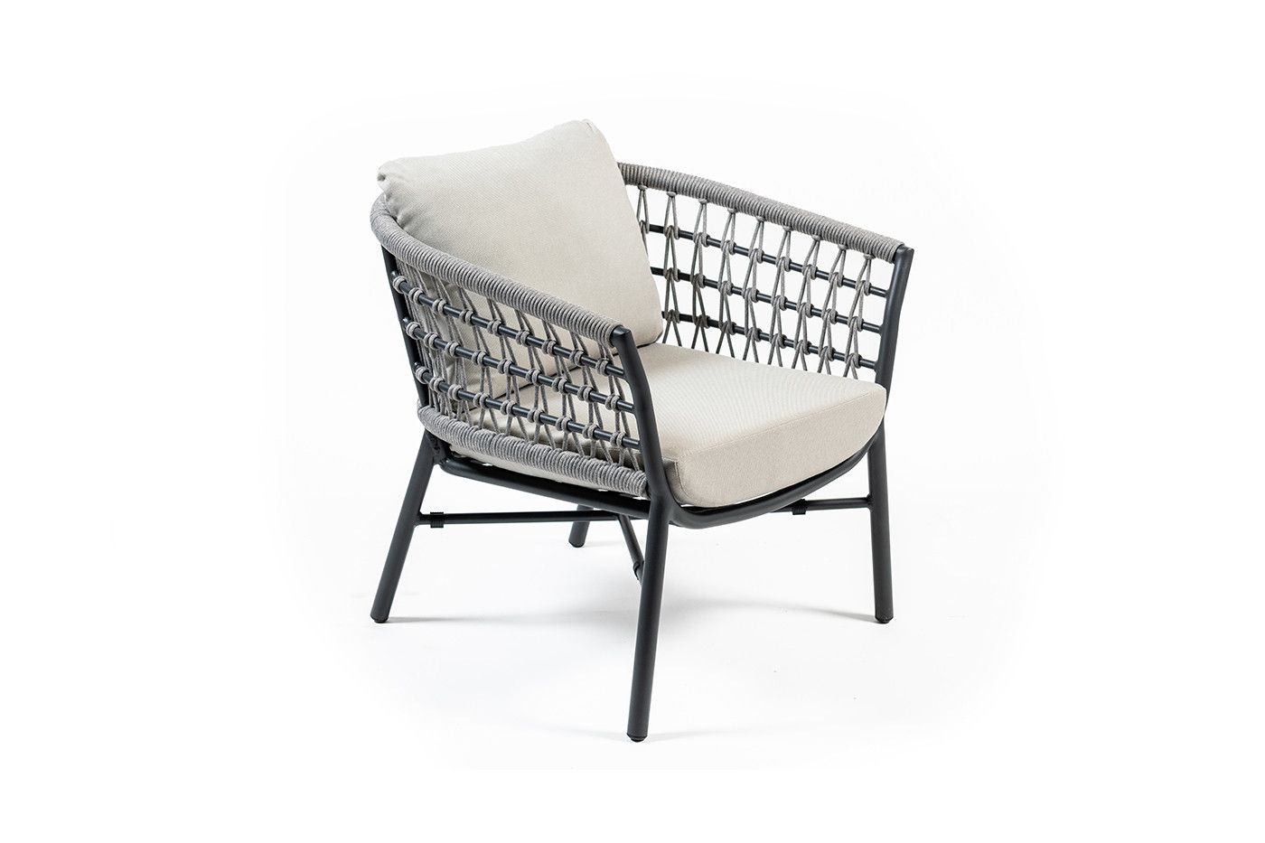Nodo Lounge Armchair by DRIGANI
