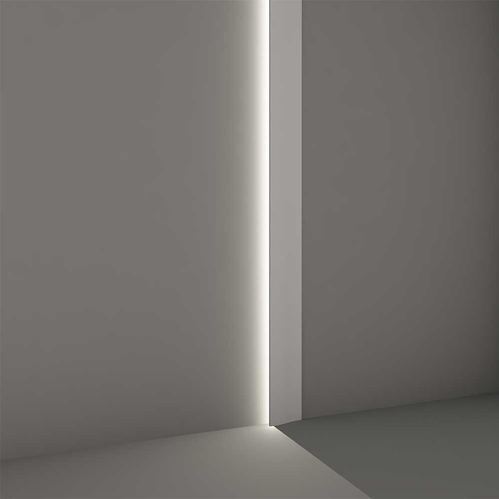 ELB03 Cornice squadrata per luce diffusa led a soffitto e parete by Eleni Lighting