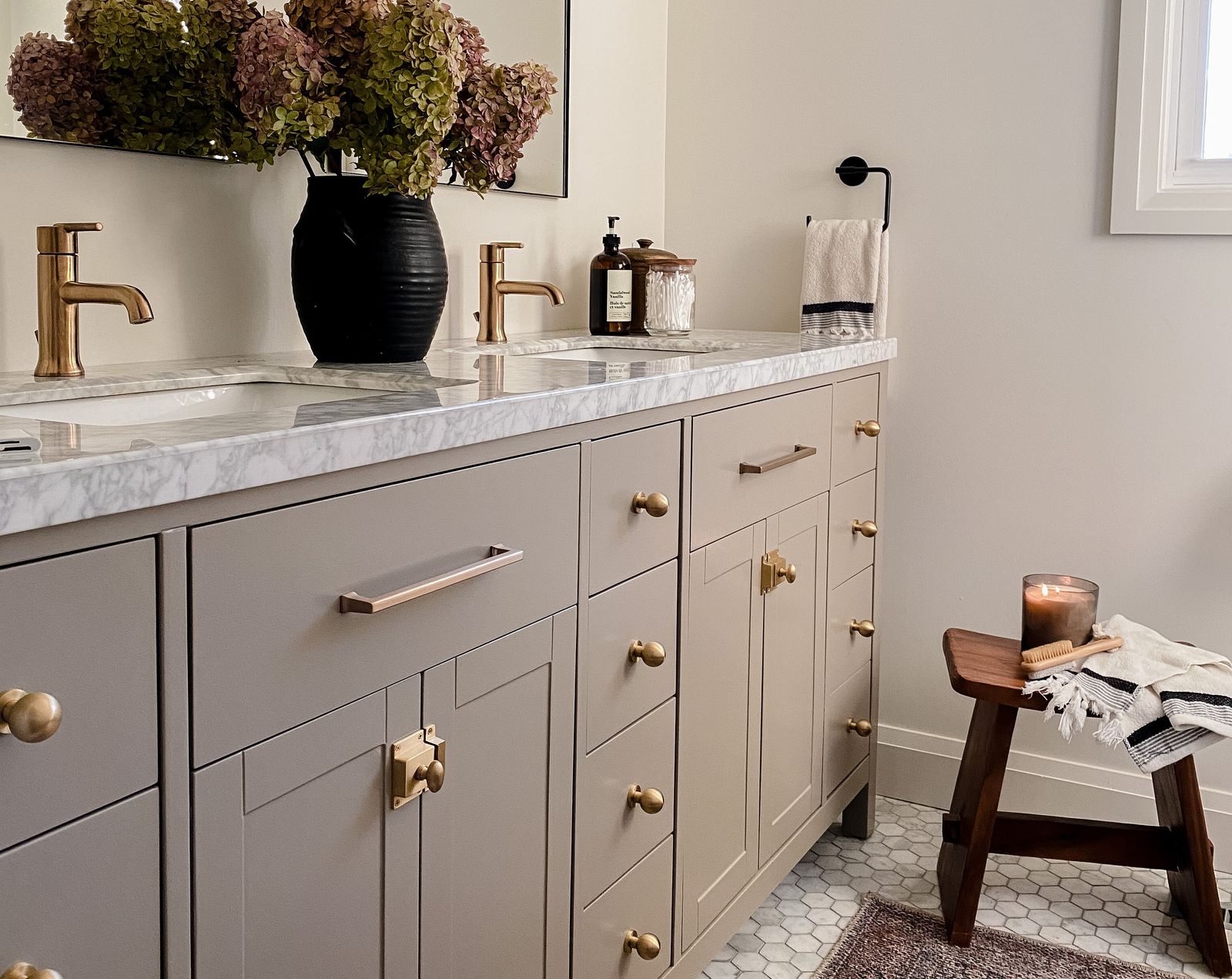 Alexander Cabinet Pull by Emtek