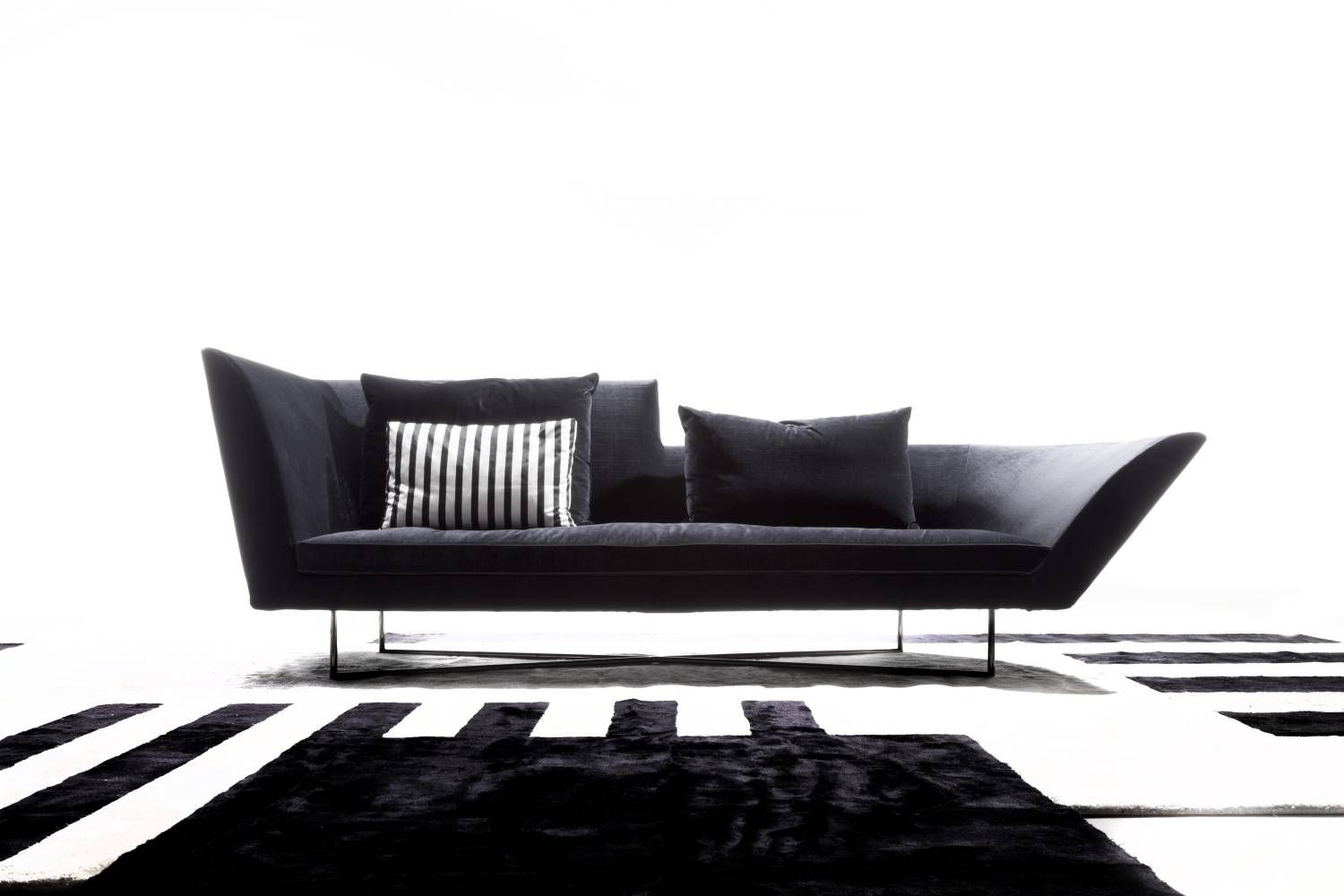 Little wings high Sofa by ERBA ITALIA