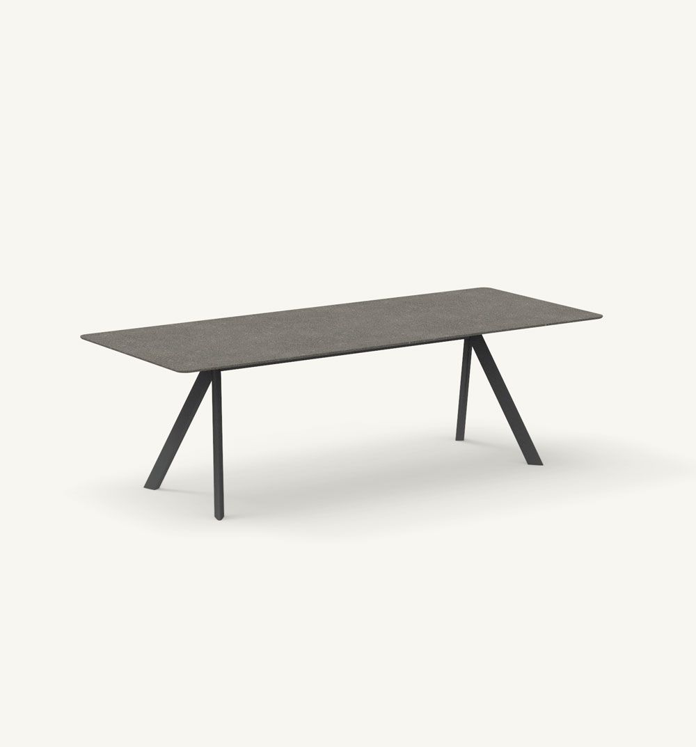 Atrivm outdoor rectangular dining table by EXPORMIM