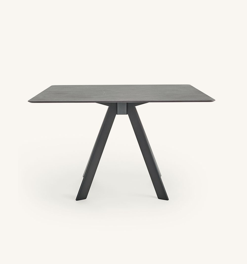 Atrivm outdoor square dining table by EXPORMIM