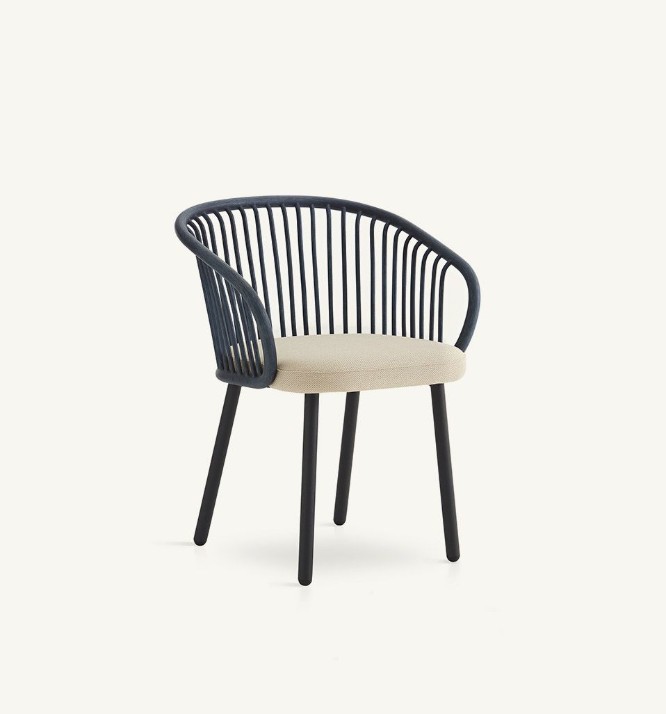 Huma dining armchair with metal legs by EXPORMIM