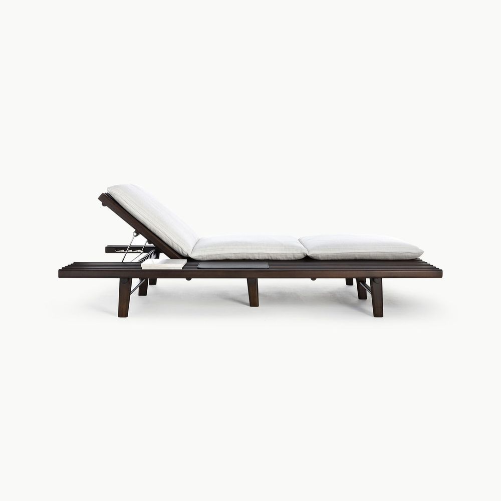 Elba Sun Lounger by Exteta
