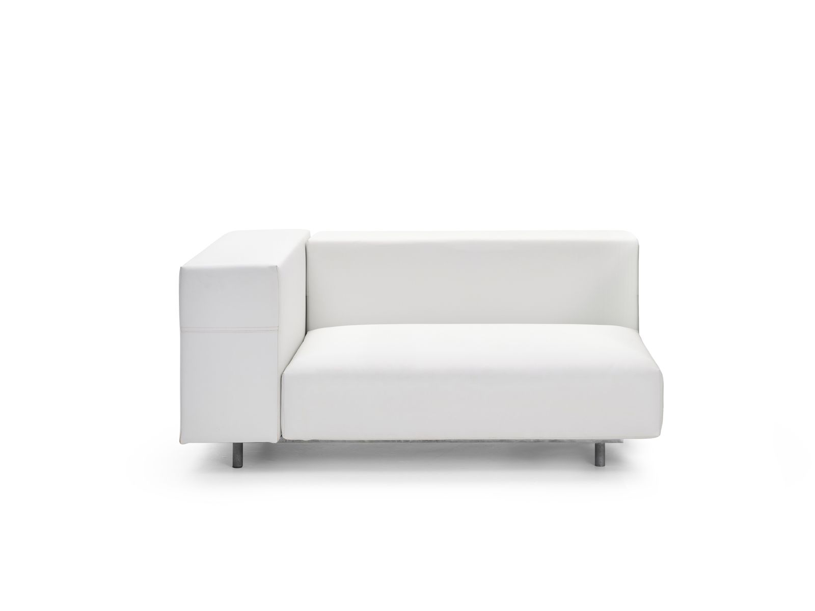 Walrus corner seat by Extremis