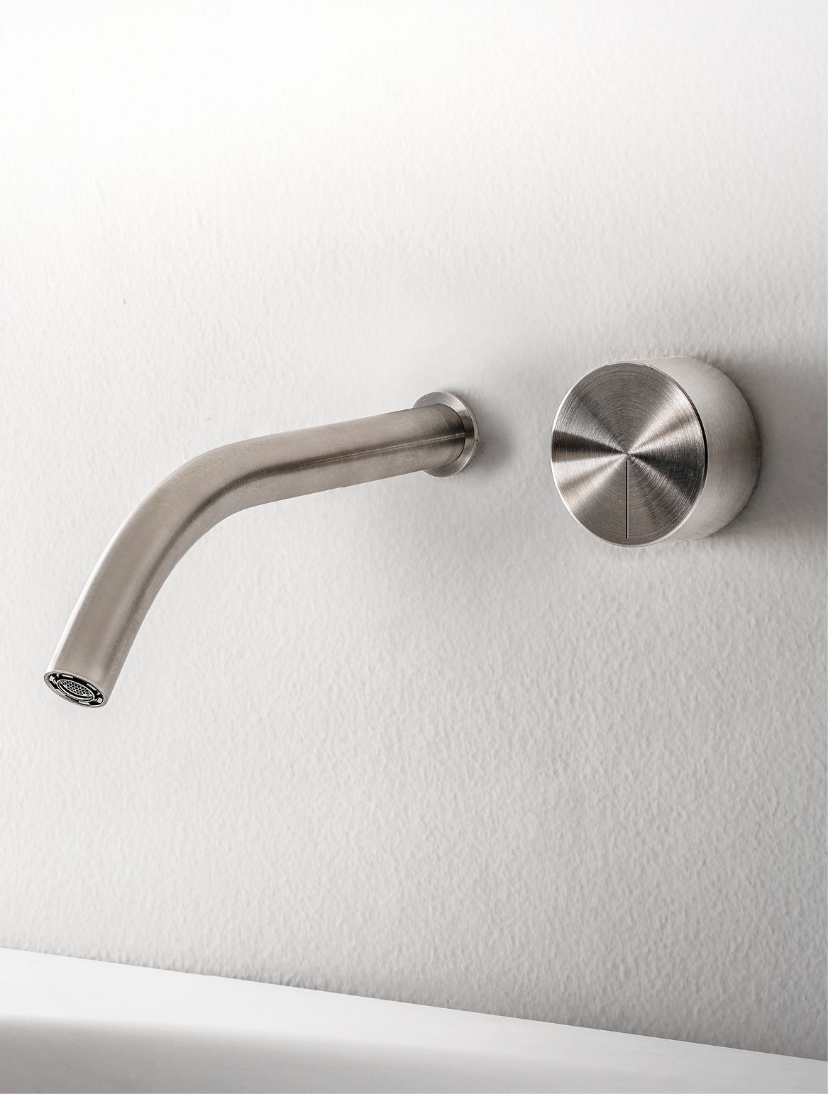 Minimal stainless steel tapware: Acquifero by Falper by FALPER