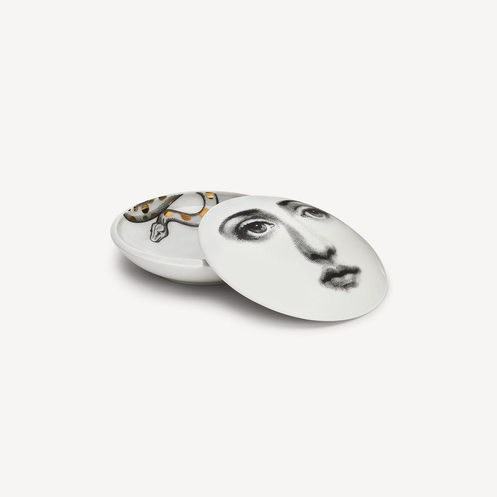 Tema e Variazioni round box n.409 by Fornasetti