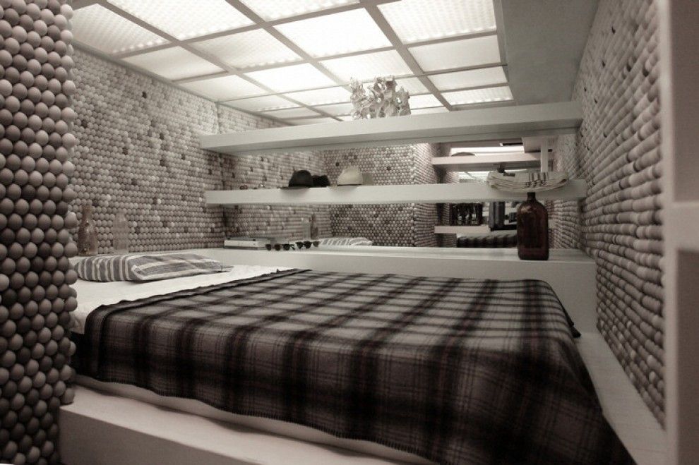 HABIMAT - Decorazioni low cost: a New York si usano anche le palline da ping pong by HABIMAT