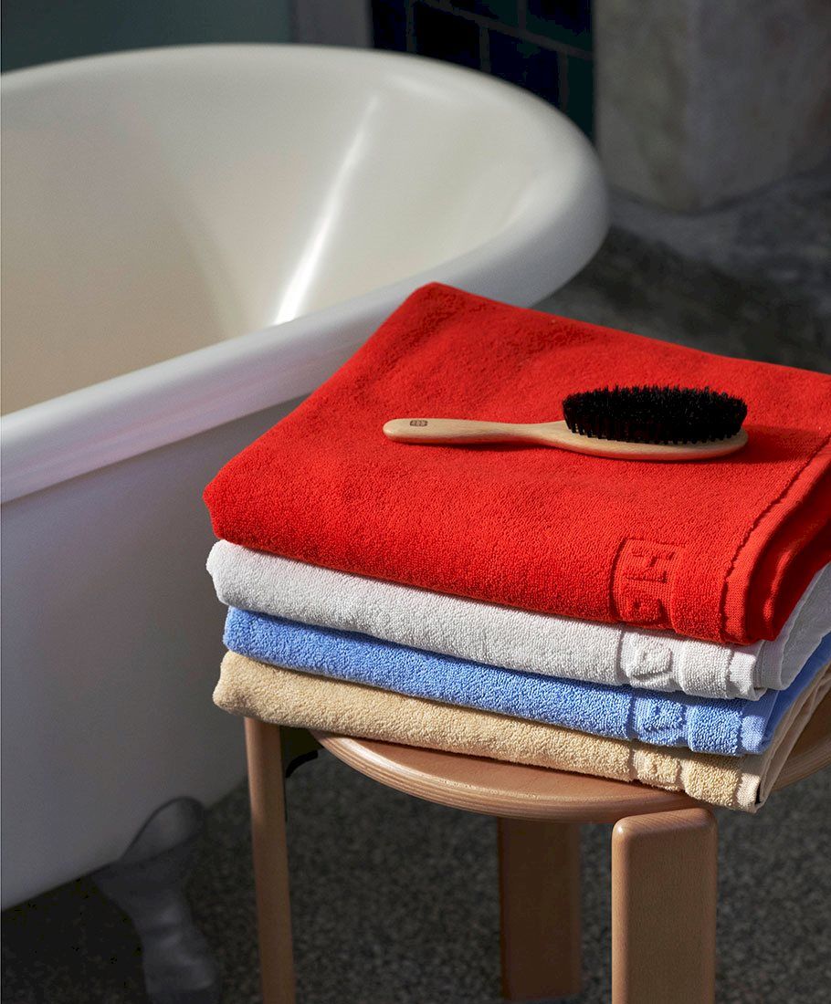 Mono Bath Towel by Hay