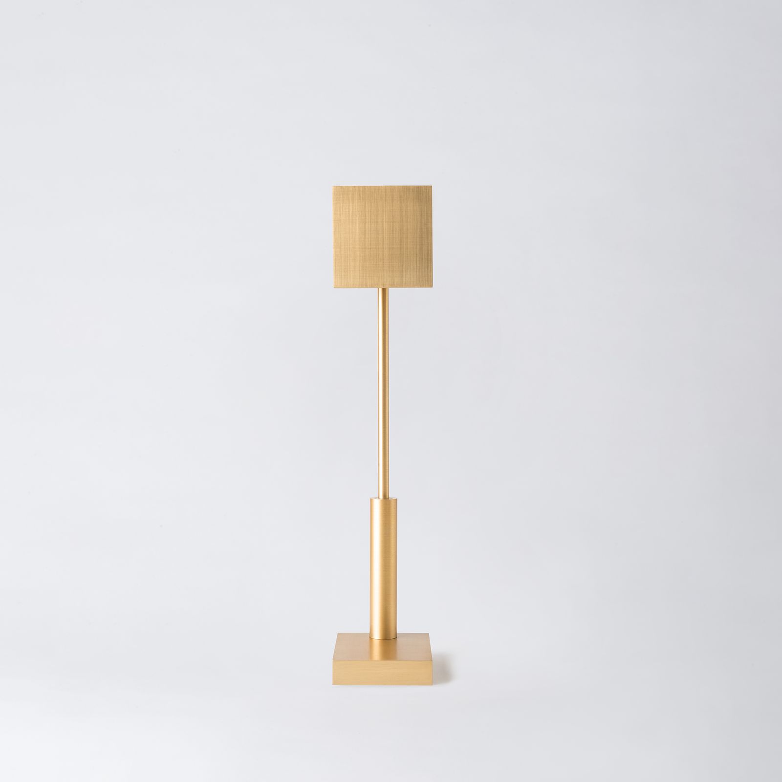CARRÉ by Hisle