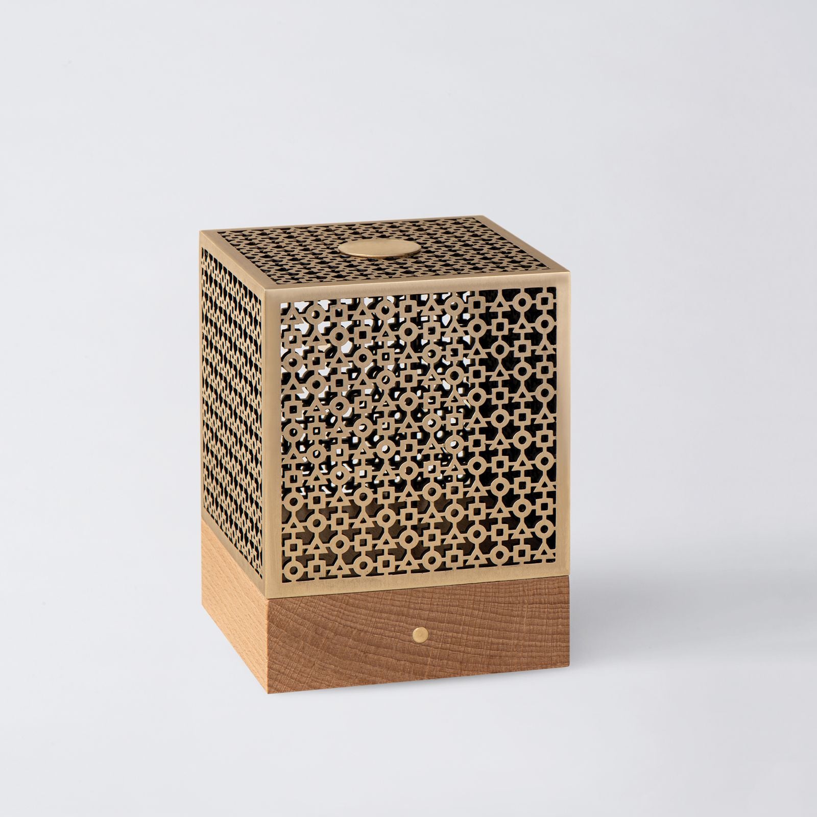 CUBE ALCHIMIE by HISLE x Tournaire Décor by Hisle