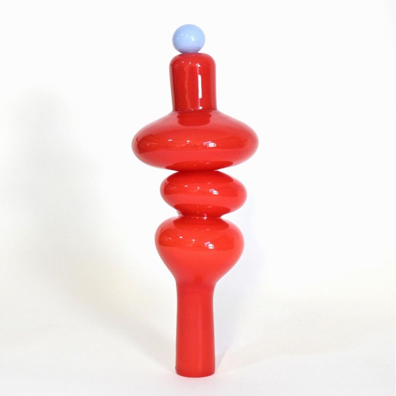 THE RED BIG DANCER glass sculpture by ICI ET LÀ