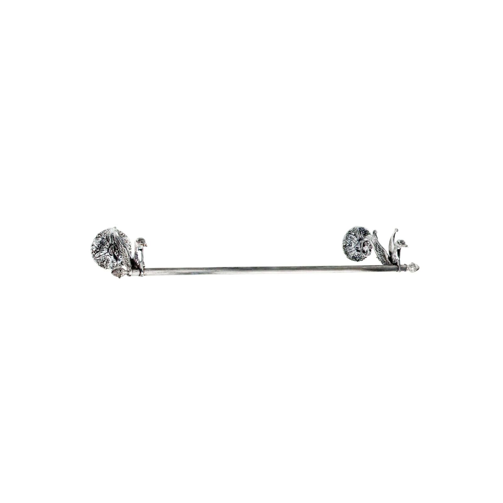 Opera towel holder by Il Bronzetto