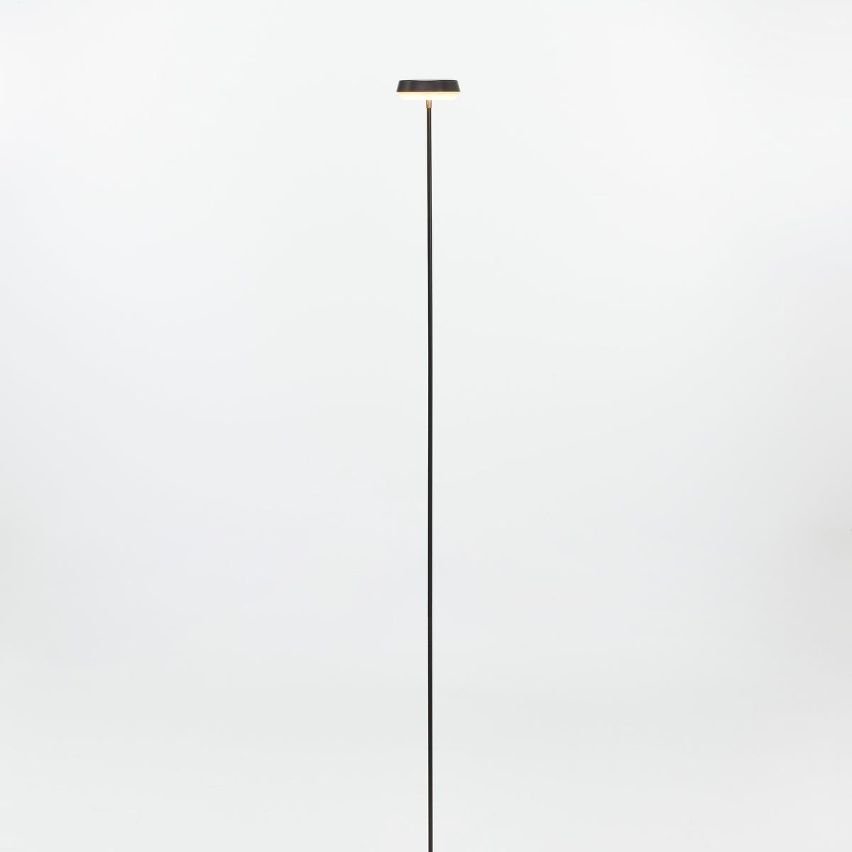 Mirai standing lamp by IMAGILIGHTS