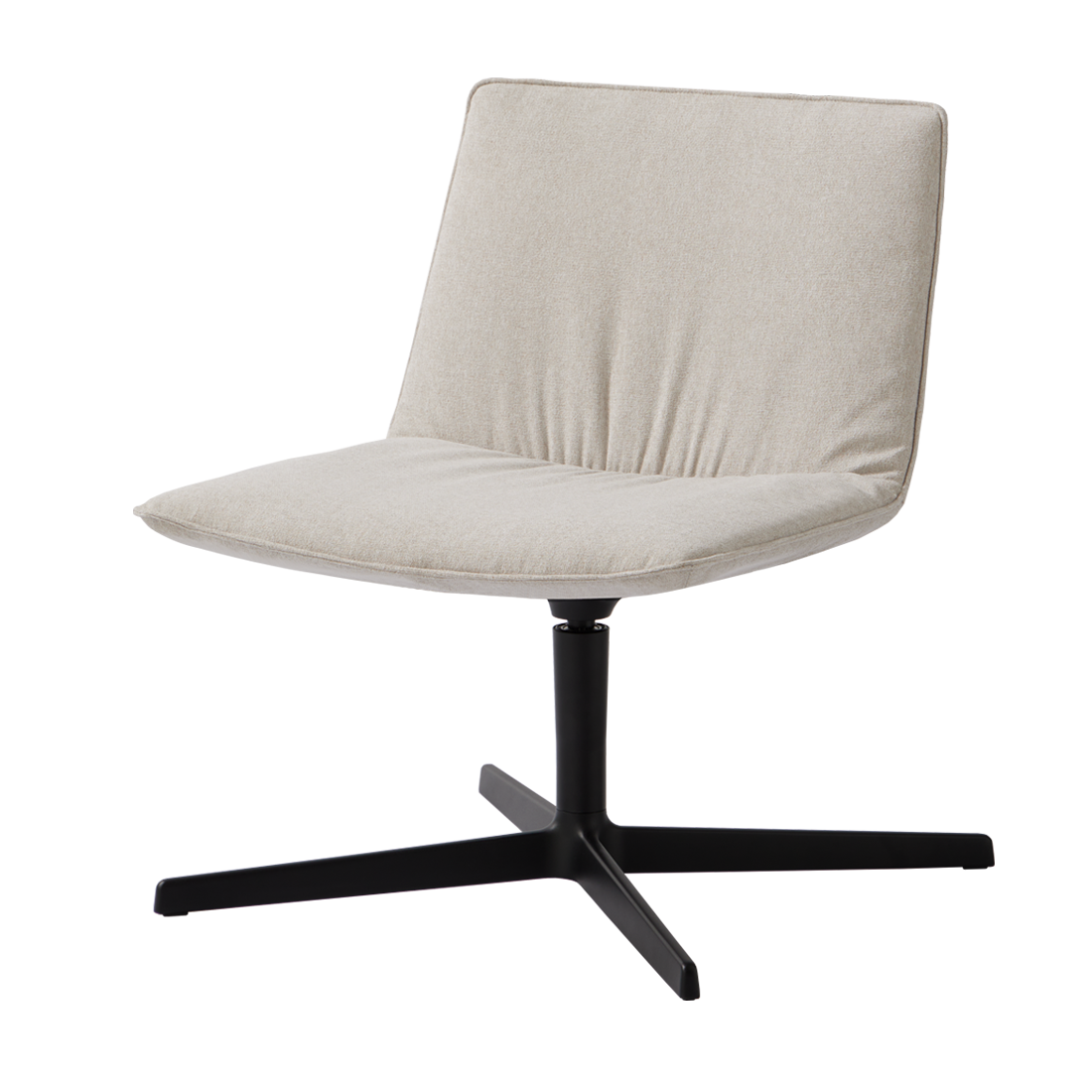 Xail Lounge armchair with low backrest and 4 spoke aluminum base (soft upholstery) by INCLASS