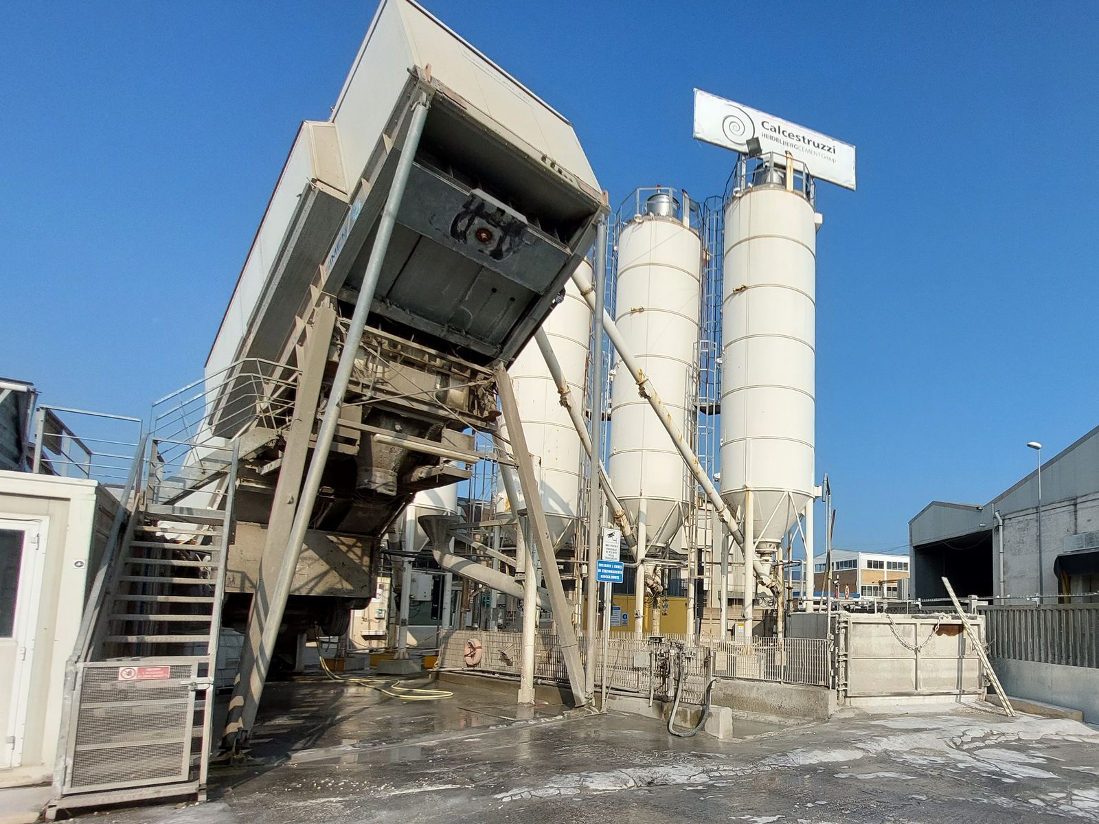 Certificazione di sostenibilità per gli impianti Calcestruzzi delle Marche by Italcementi
