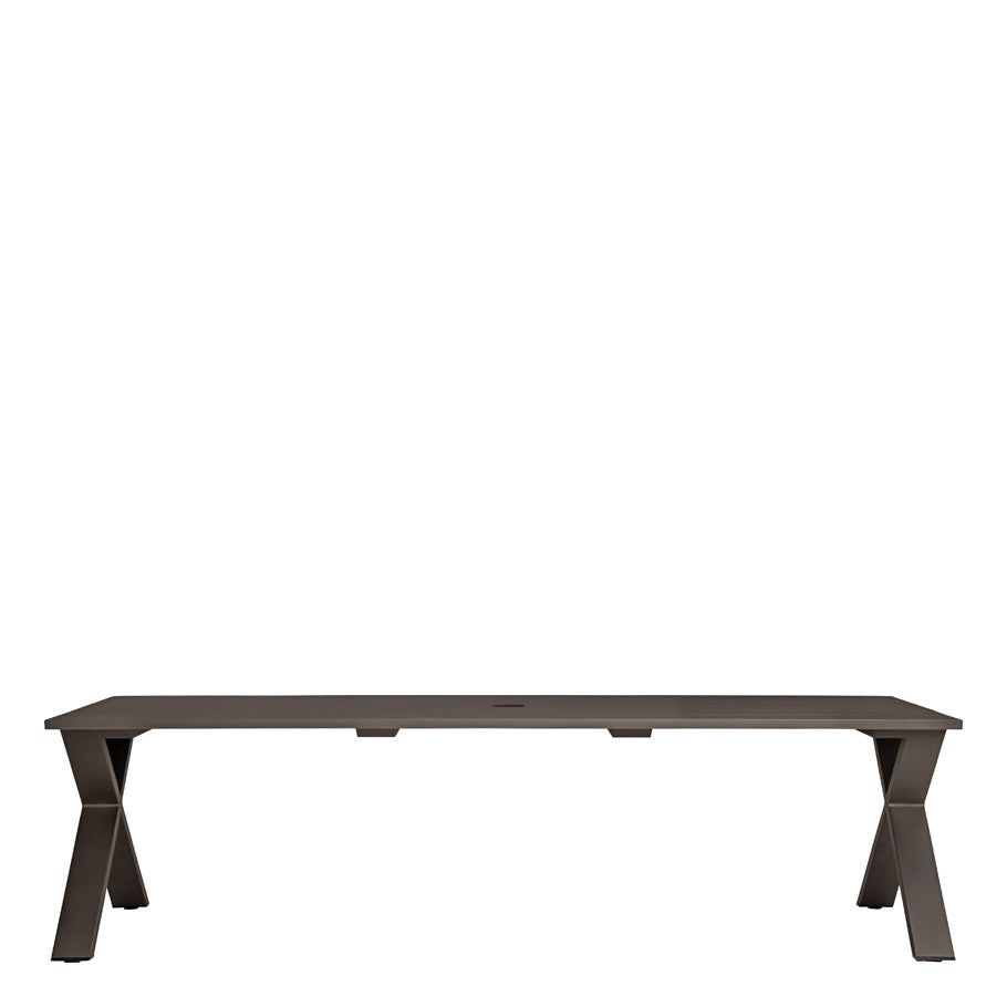 GET-TOGETHER TABLE 275 WITH UMBRELLA HOLE by JANUS et Cie