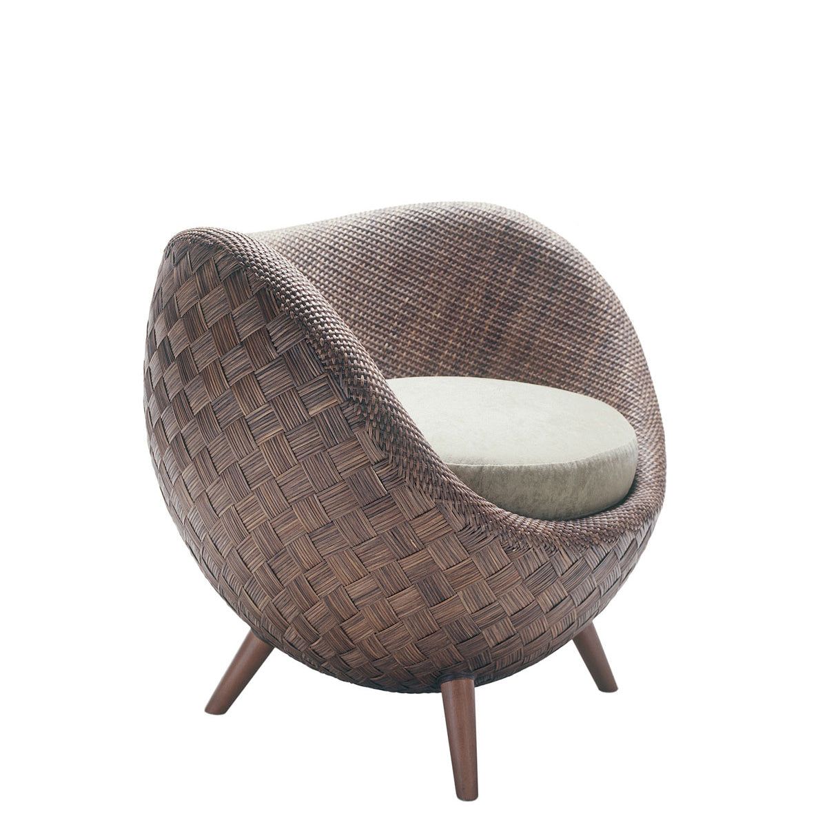 LA LUNA Indoor LOUNGE CHAIR by JANUS et Cie
