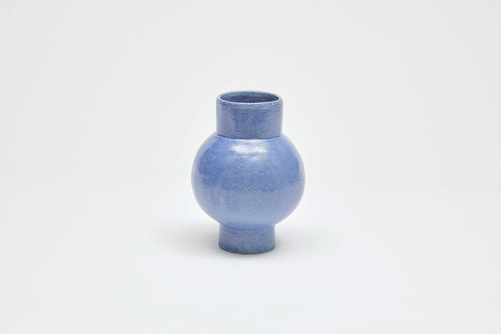 Bulb Vessel Small Dark Blue Gloss by Jardan