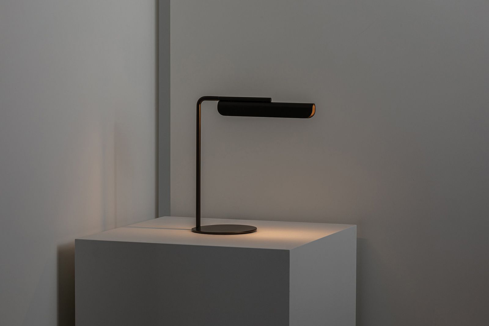Louey Table Light Bronze by Jardan