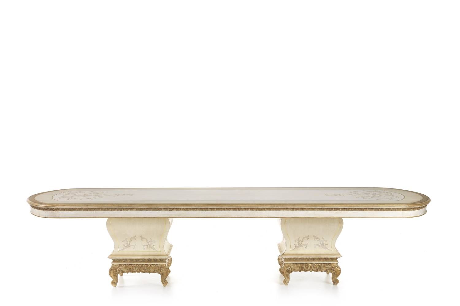 Scarlett dining table by Jumbo Collection