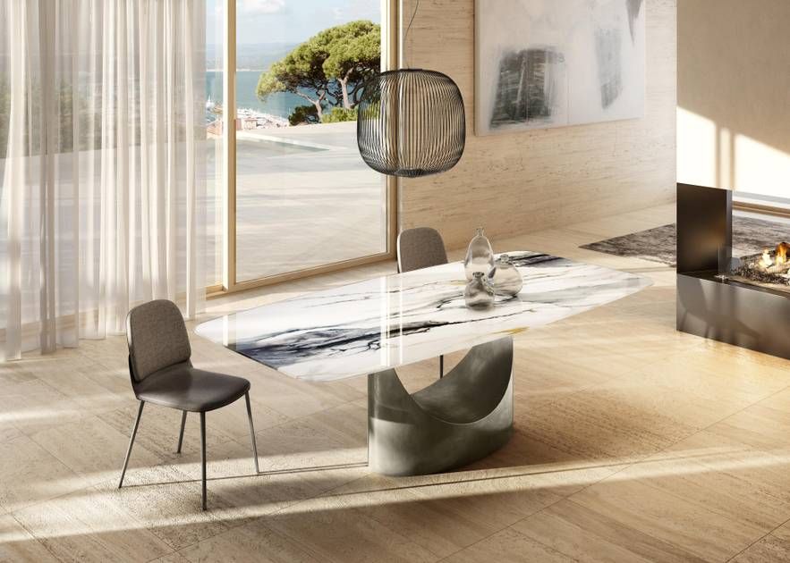 Ergonomic Dining Chairs: Ermes by Lago
