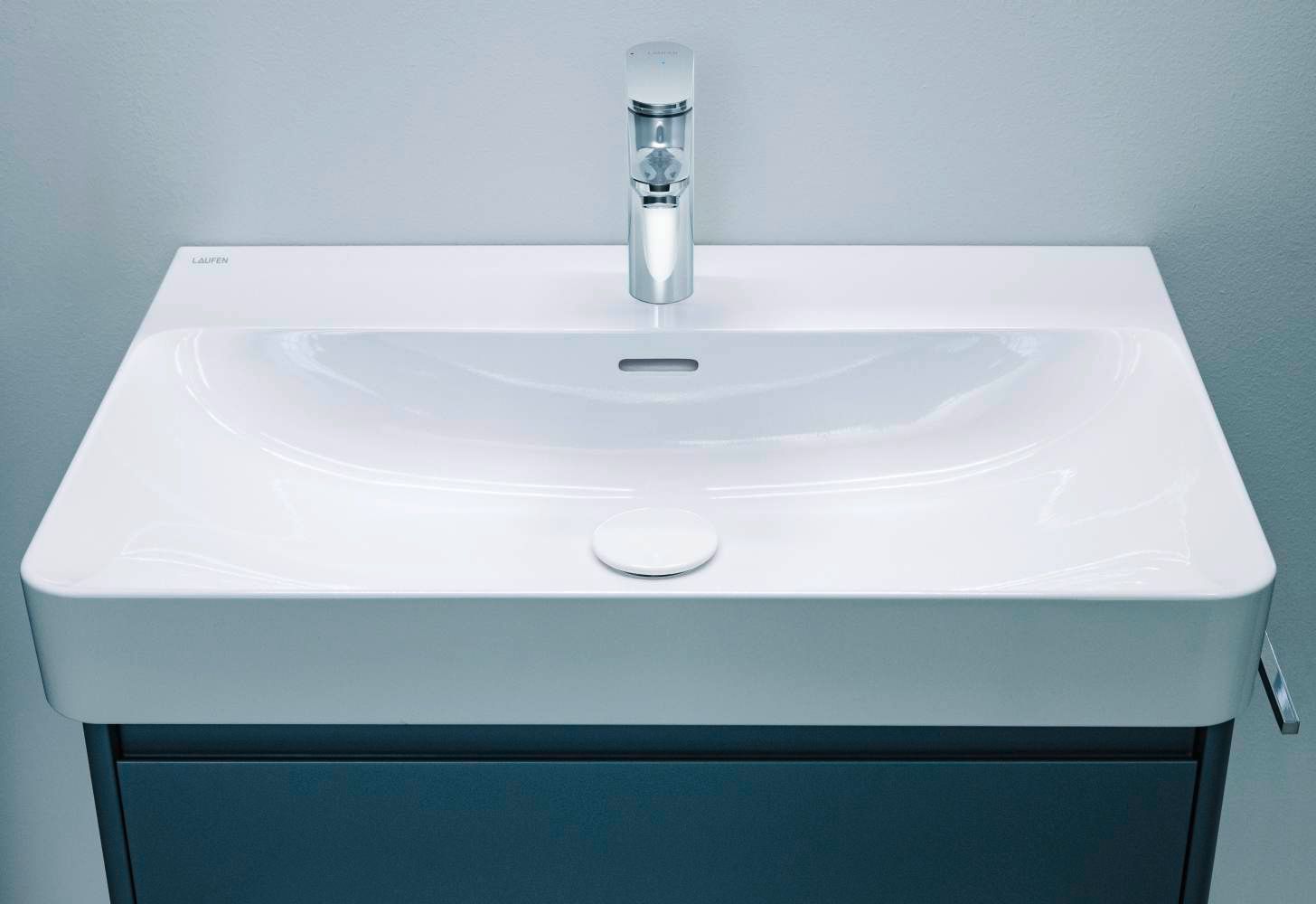 PRO X - Basin mixer, projection 125 mm, fixed spout, Eco+ function, with pop-up waste, chrome by Laufen