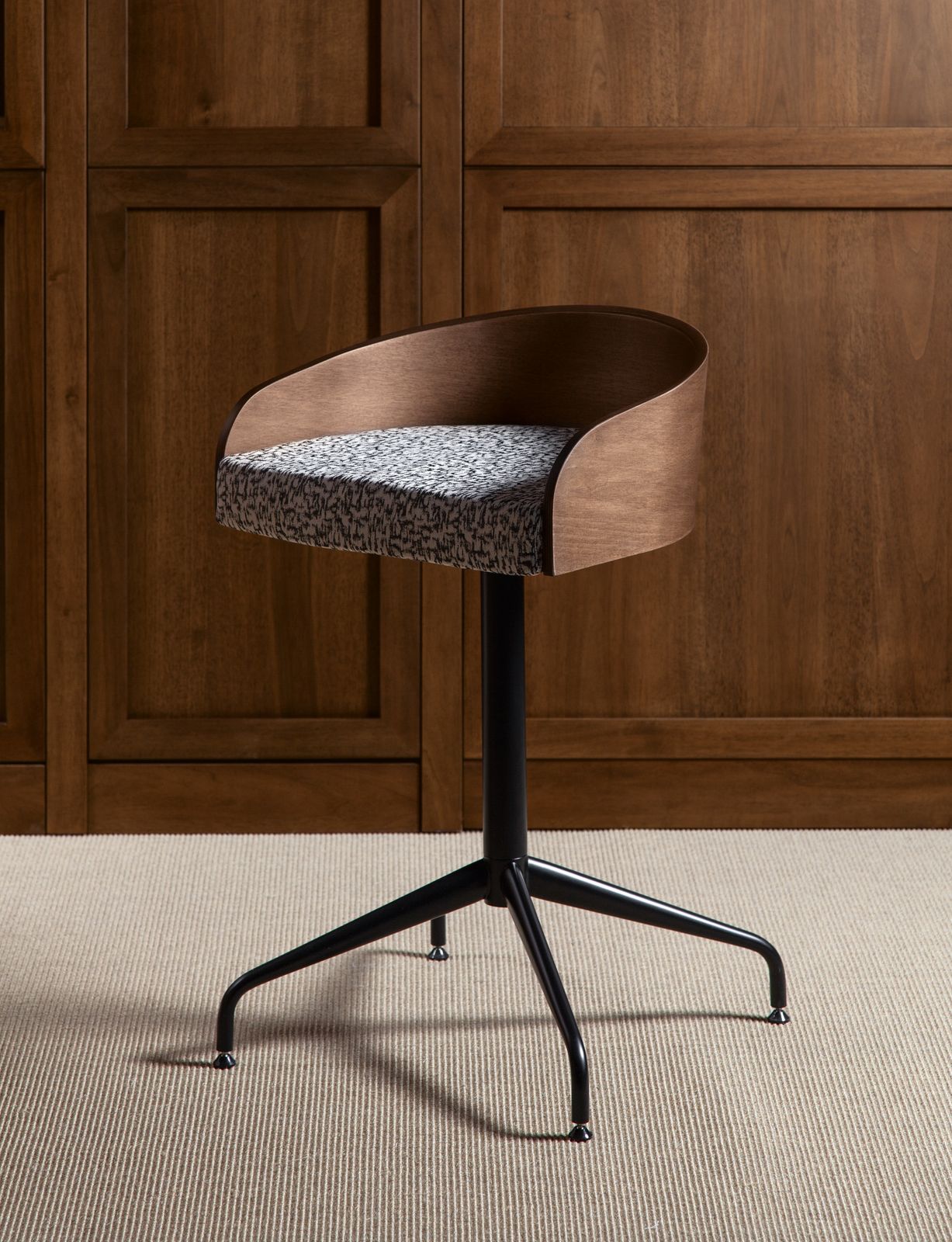 Archetipo Stool by L'Ottocento