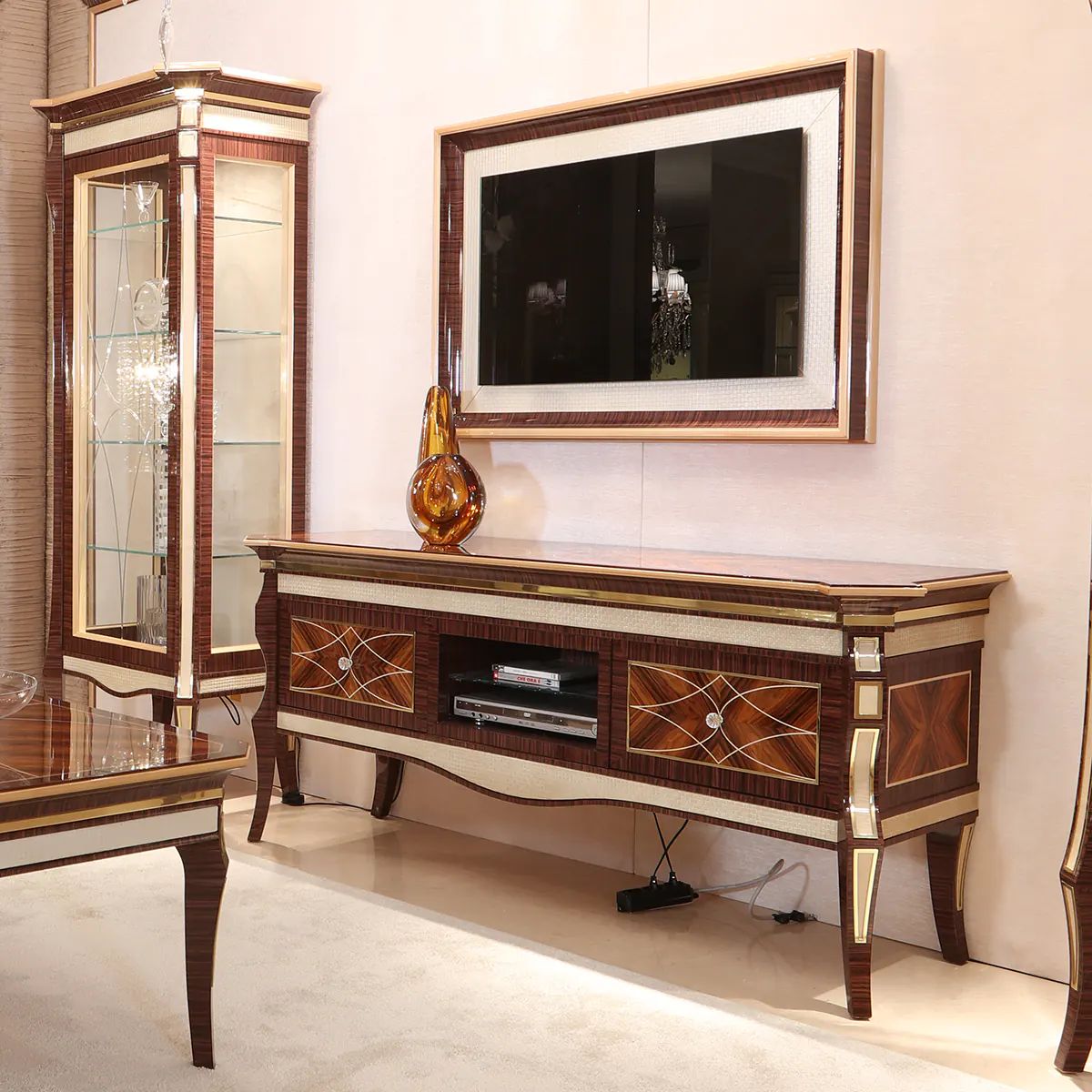 Monte Carlo LUX TV wall mount panel • MARZORATI by Marzorati
