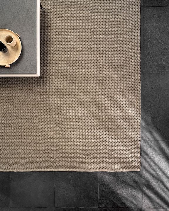 Jersey by Minotti