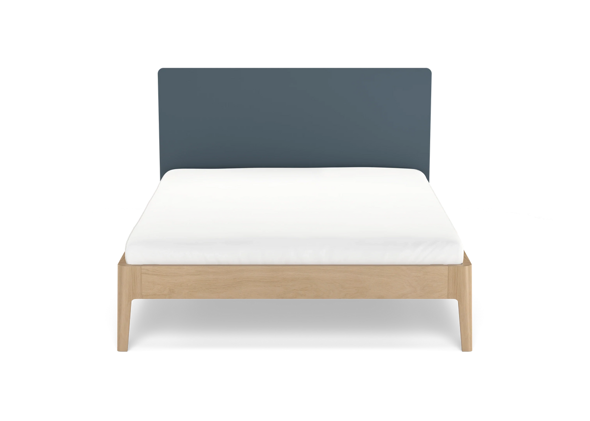 Lino Bed - Solid 140x200 cm by Noah Living