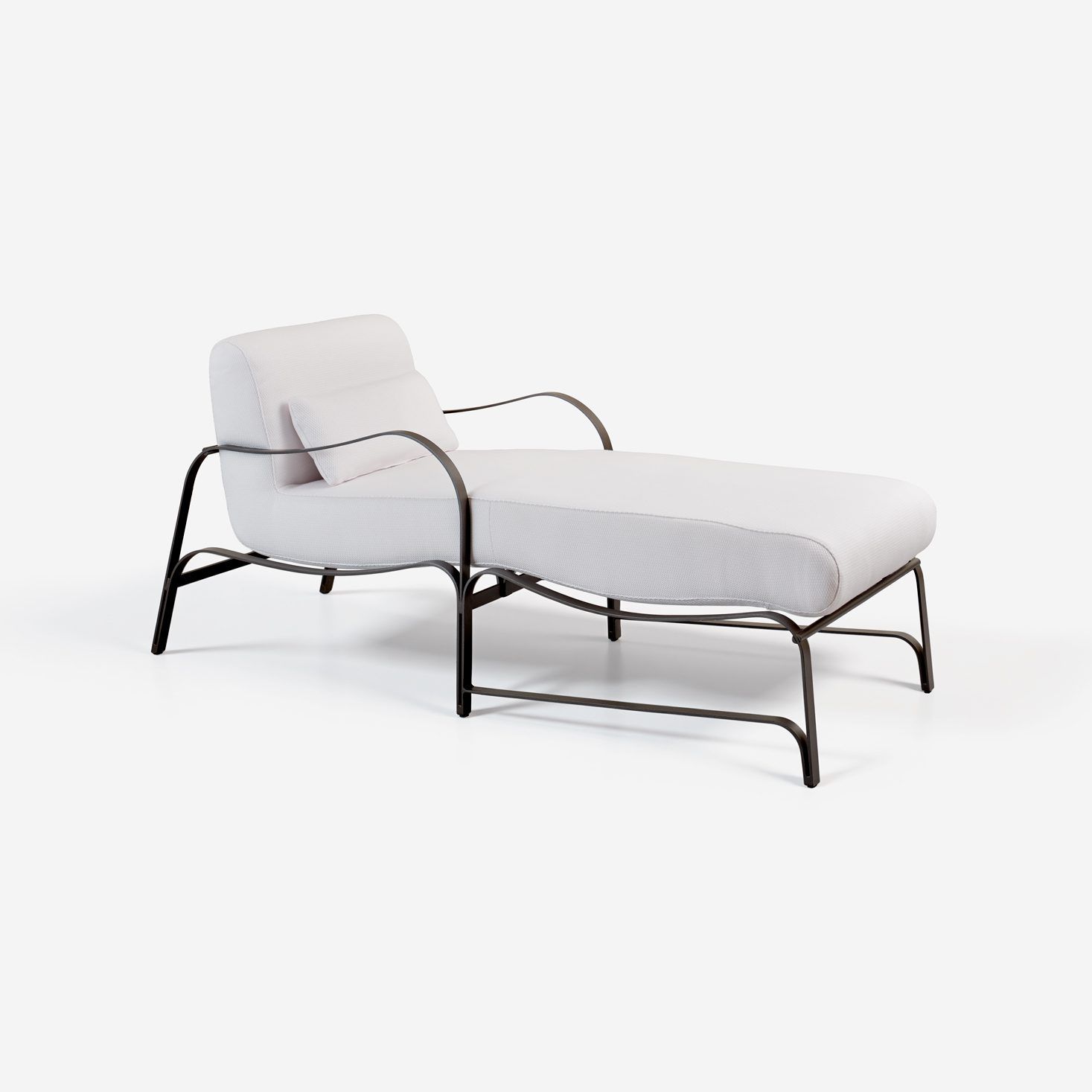 Amalfi Chaise Longue by OFFICINACIANI
