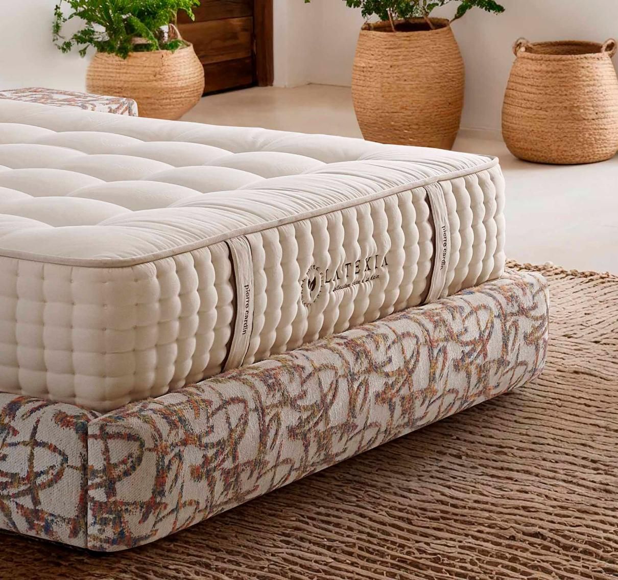 Baza ve Başlık Seçiminde Estetik ve Fonksiyon by Pierre Cardin Yatak