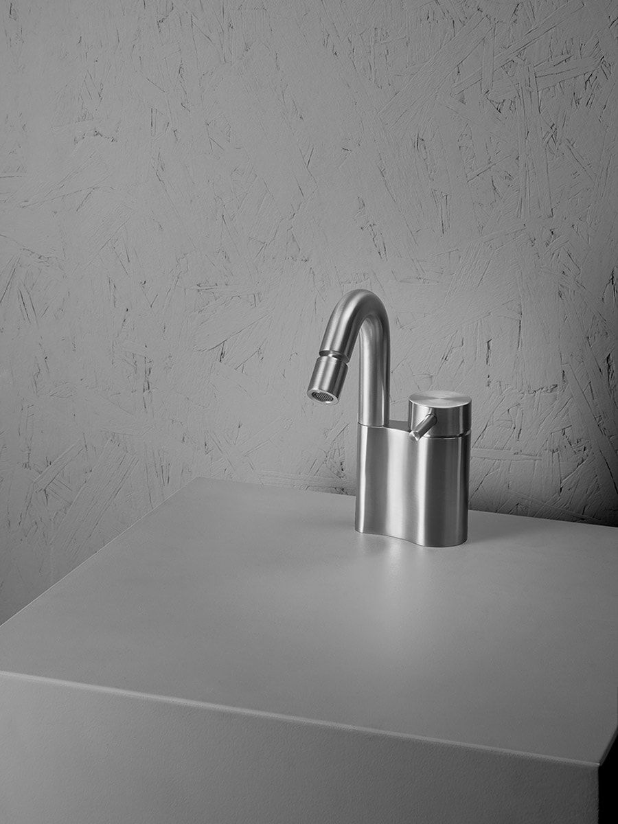 Ottavo 13 35 by Quadrodesign