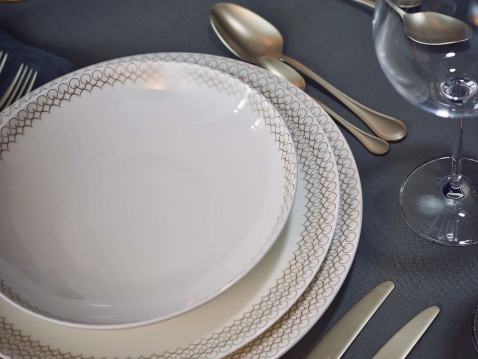 Service rim plate 31 cm | Rosenthal EU by Rosenthal