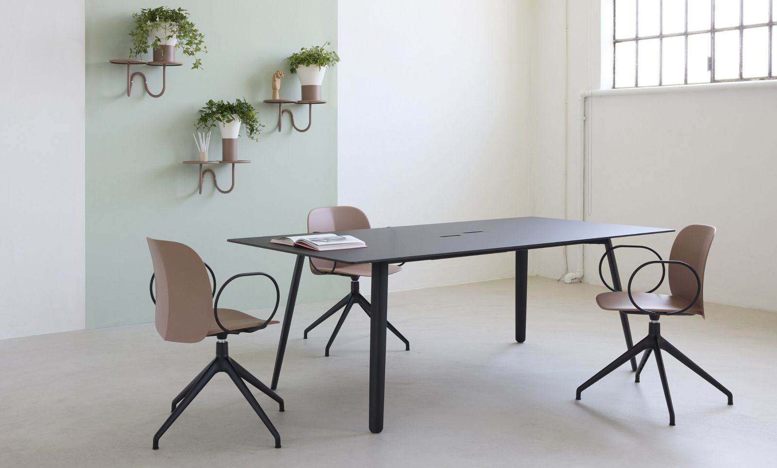 Mentha armchair revolving on trestle base - S•CAB by Scab Giardino spa