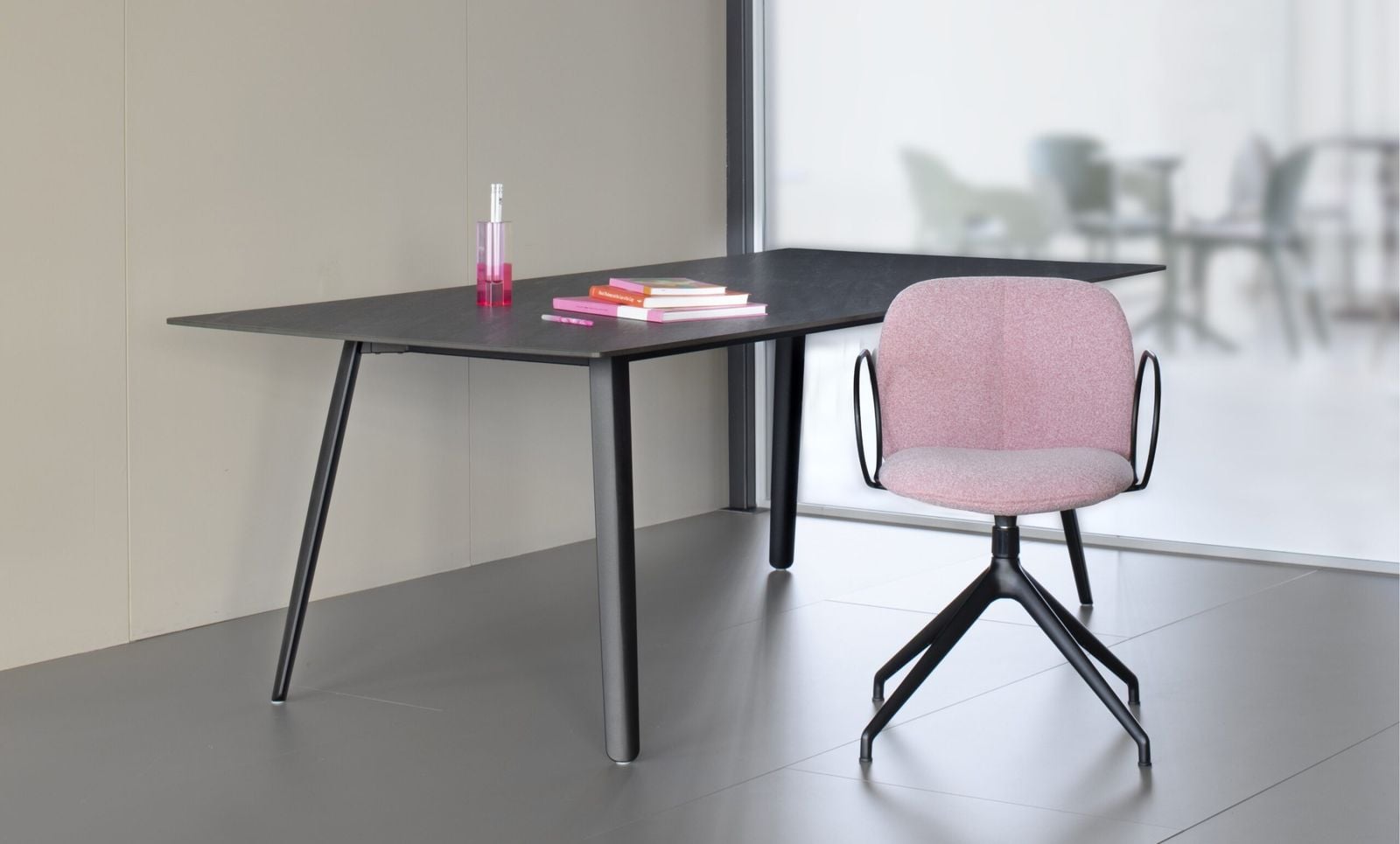 Mentha Pop armchair revolving on trestle base - S•CAB by Scab Giardino spa