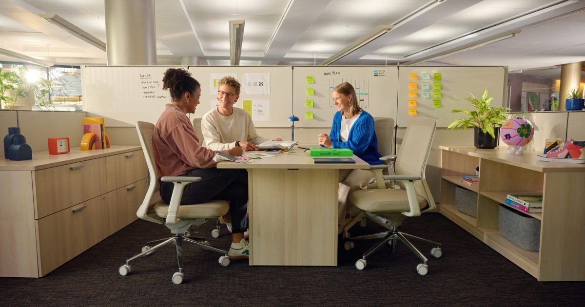 AMQ Tektis by Steelcase