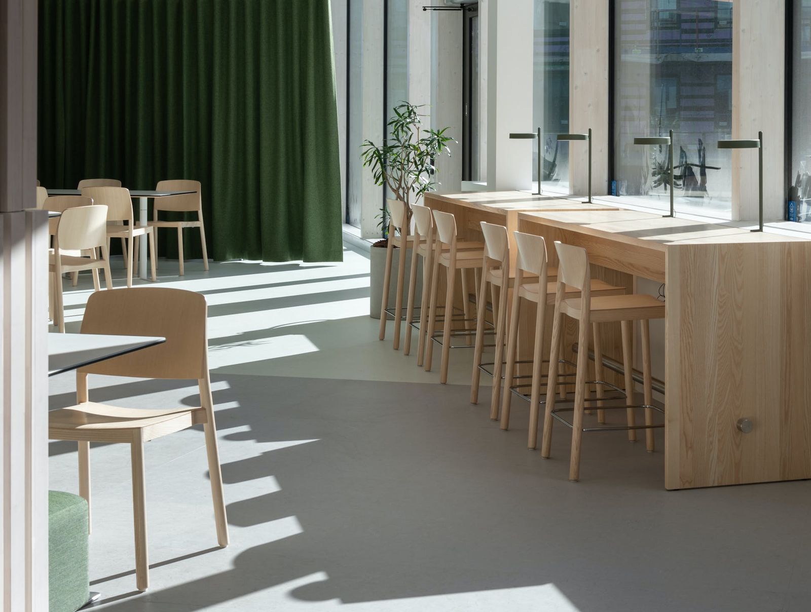 Grace barstool height 63 cm by Swedese
