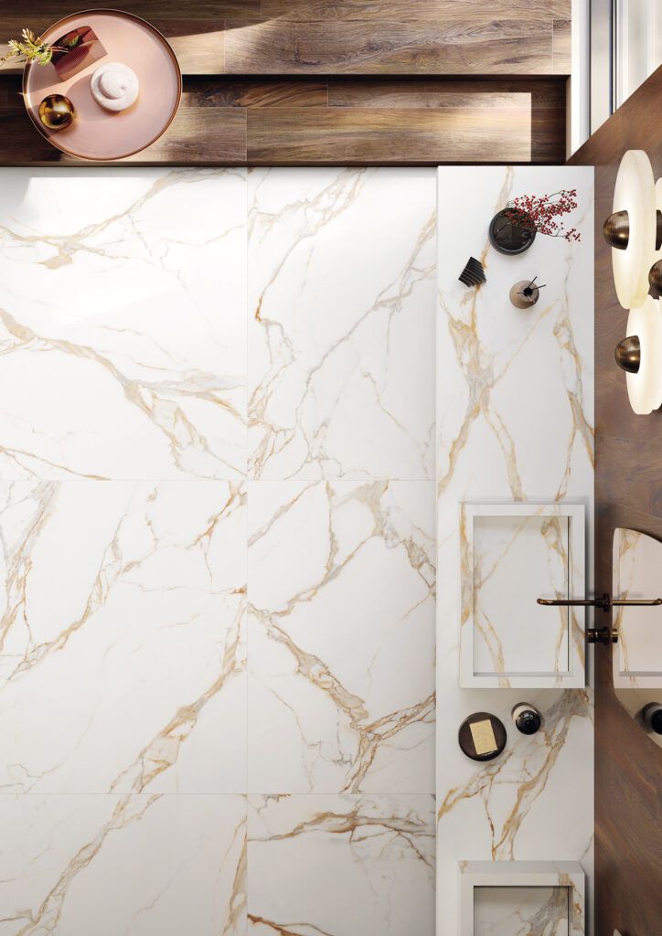 Calacatta Gold_bagno zenitale by Tagina