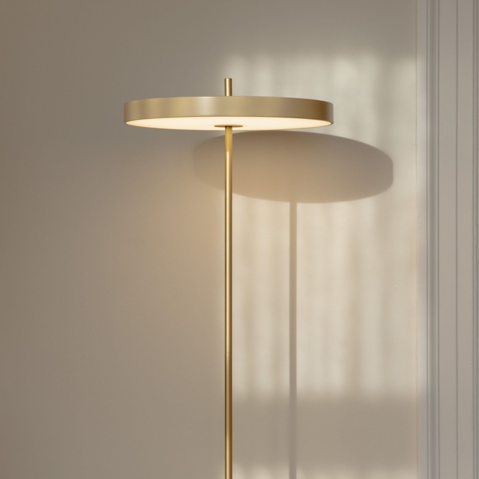 UMAGE x Special Minds | Asteria floor lamp by UMAGE (Vita Copenhagen)