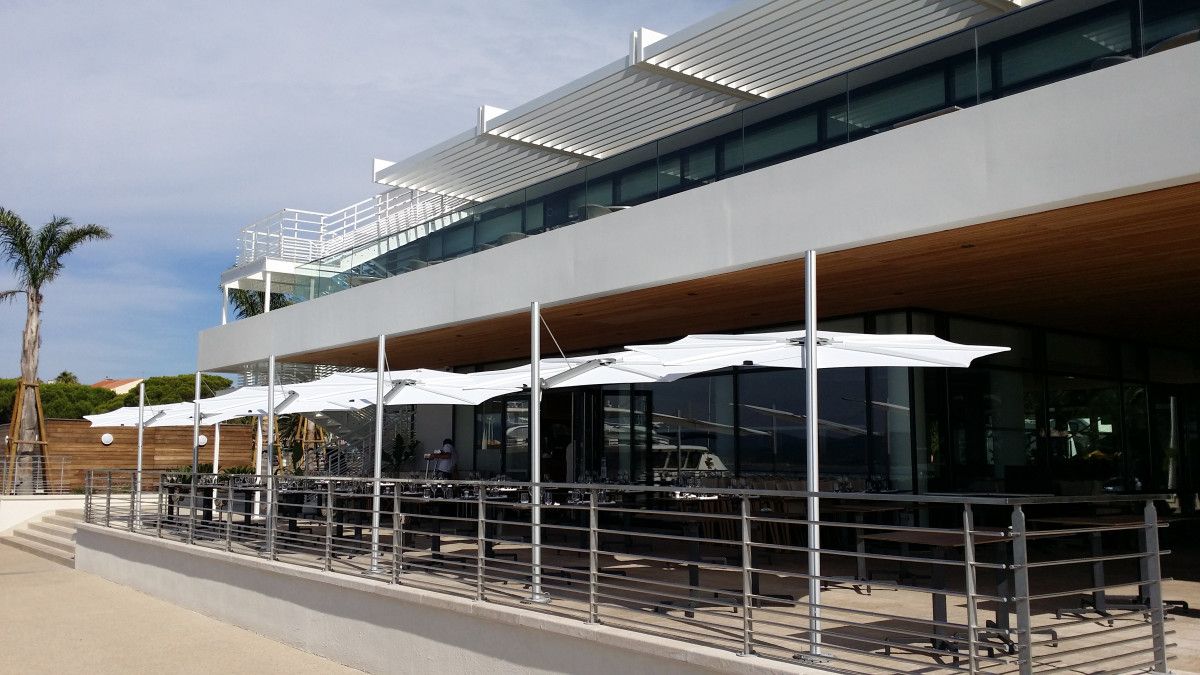 Restaurant on the beach, France by Umbrosa