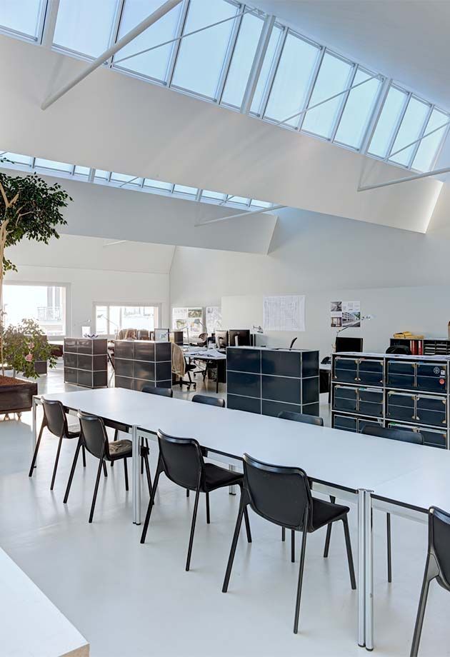 Office refurbishment of architectural firm Weber Hofer AG by Velux Commercial