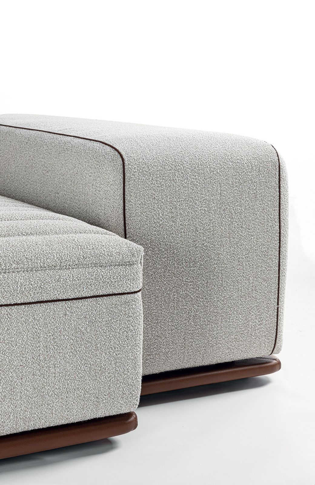 Manfredi - Modular and sectional sofa - Gianfranco Frigerio by Vittoria Frigerio